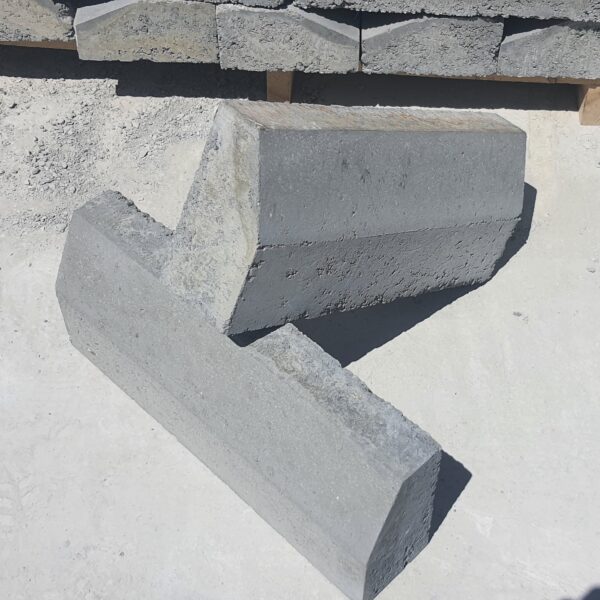 BETON BORDÜR